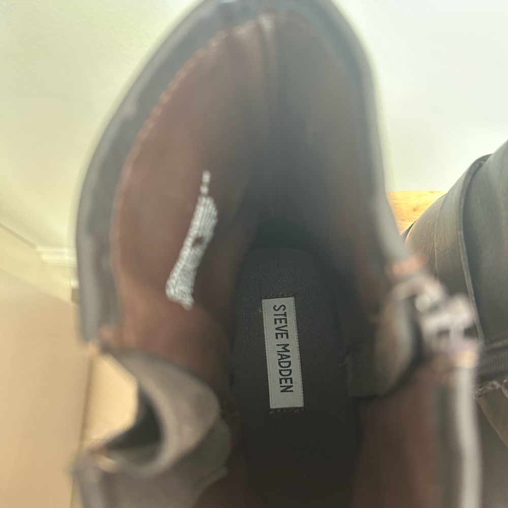 Steve Madden Brown Brixton Boots - Picture 8 of 8